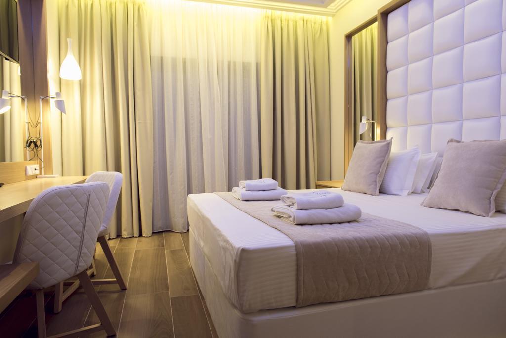 Porto Marine Hotel Platamonas Bagian luar foto
