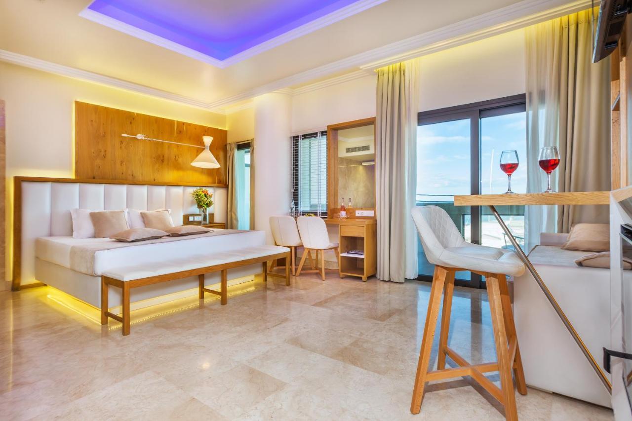 Porto Marine Hotel Platamonas Bagian luar foto
